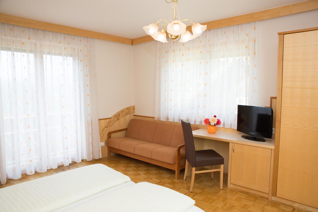 Hotel Restaurant Thadeushof Techelsberg Экстерьер фото