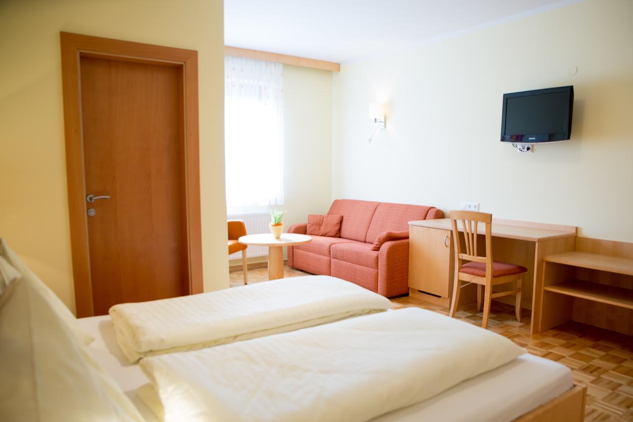 Hotel Restaurant Thadeushof Techelsberg Экстерьер фото